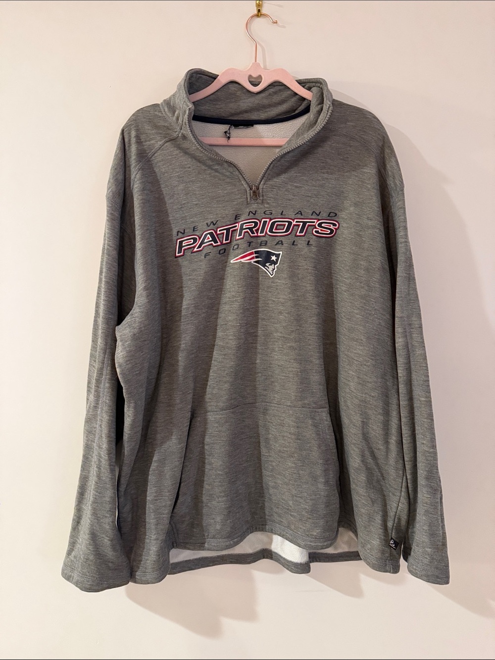 New England Patriots Men’s Gray Quarter-Zip Pullover